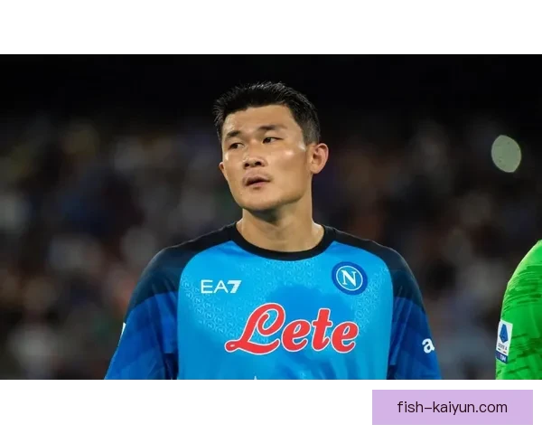 金玟哉迎来最年轻国家队出场纪录，引发热议与关注